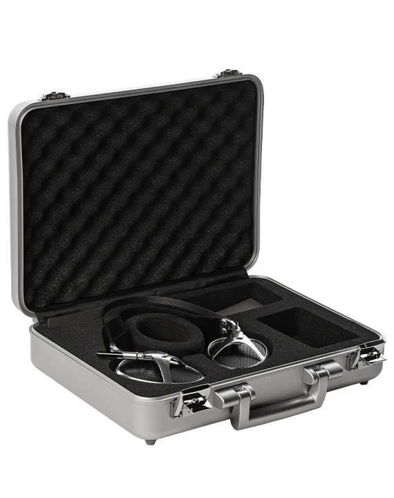 SILVER ELITE SUITCASE